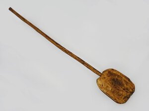 https://cdn20.pamono.com/p/g/1/7/1727105_ocod5ircpl/large-wooden-baker-shovel-1930s-1.jpg