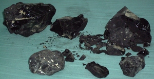 https://en.wikipedia.org/wiki/Bitumen